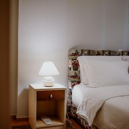 Cozy & Relaxing Apartments-Agia Paraskevi Athén Kültér fotó